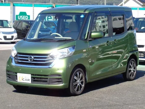 Nissan Dayz Roox