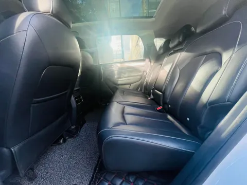 Roewe RX5