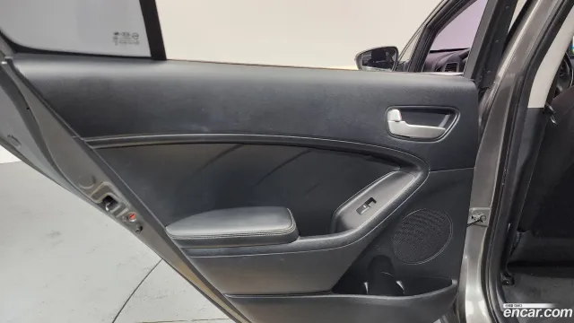 Kia Cerato (K3)