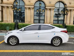 Hyundai Elantra (Avante)