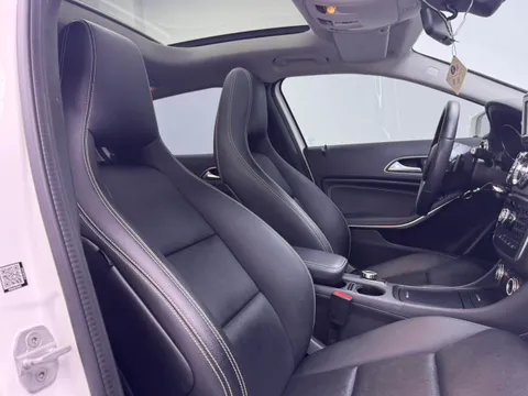 Mercedes-Benz Mercedes-Benz GLA