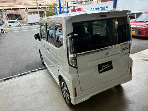 Suzuki Spacia Custom