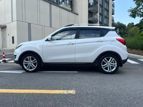 Changan CS35