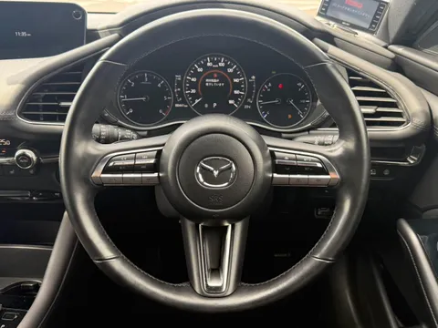 Mazda MAZDA3 Fastback