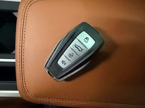 Geely Vision X6