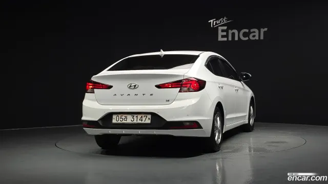 Hyundai Elantra (Avante)