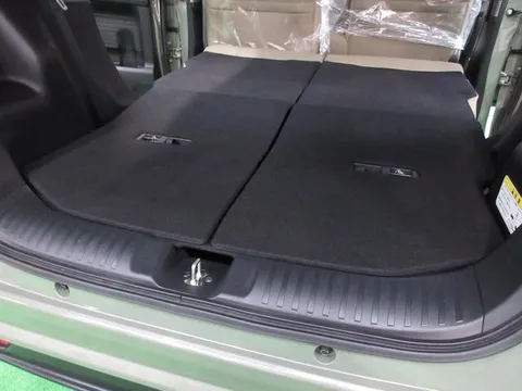 Honda N-BOX Slash