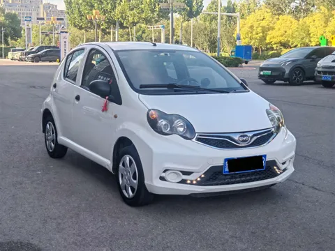 BYD F0