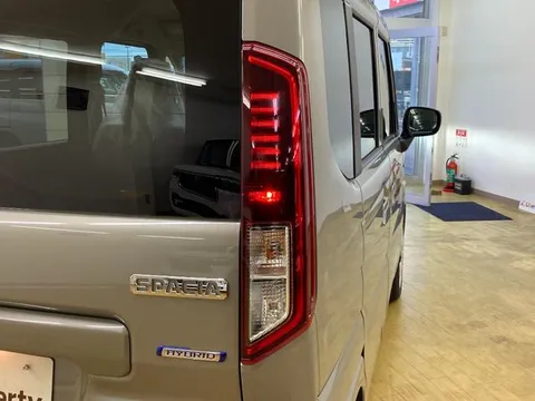 Suzuki Spacia