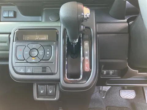 Suzuki Spacia Gear