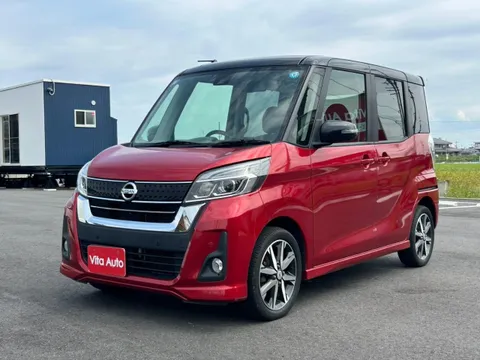 Nissan Dayz Roox