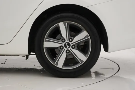 Kia Cerato (K3)