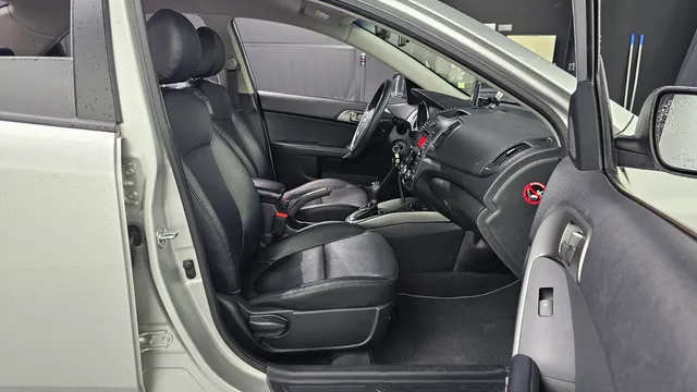 Kia Cerato (Forte)