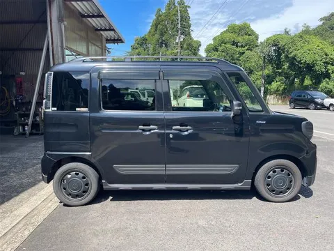 Suzuki Spacia Gear
