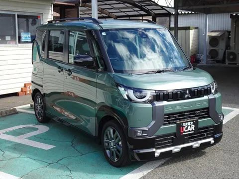 Mitsubishi Delica Mini