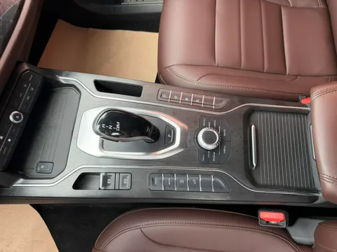 Wey VV5