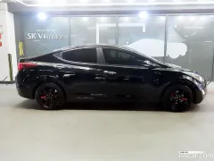 Hyundai Elantra (Avante)