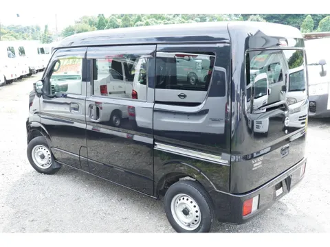 Nissan Clipper
