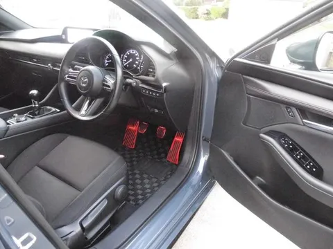 Mazda MAZDA3 Fastback