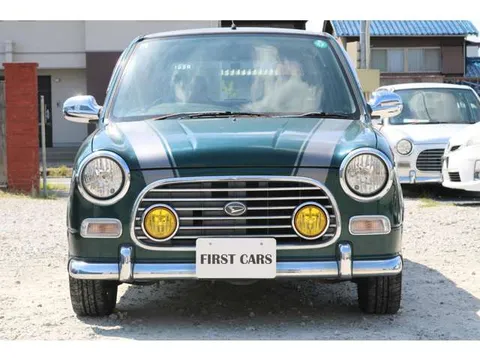 Daihatsu Mira Gino