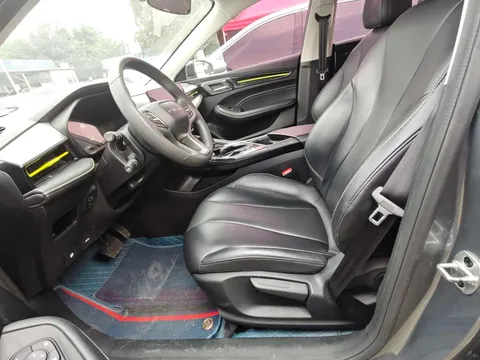 Roewe i5