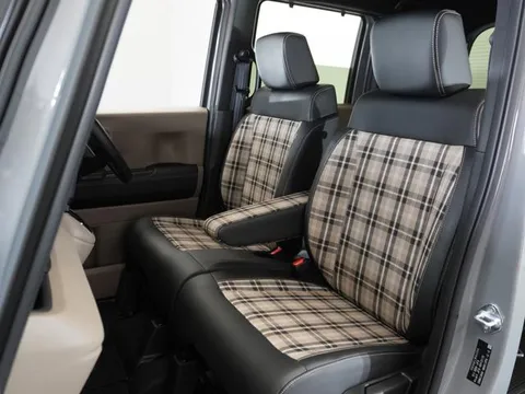 Honda N-BOX Joy