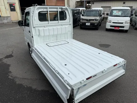 Nissan Clipper Truck