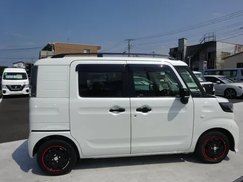 Suzuki Spacia Base