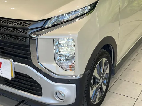 Mitsubishi eK X