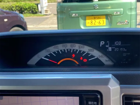 Toyota Pixis Mega