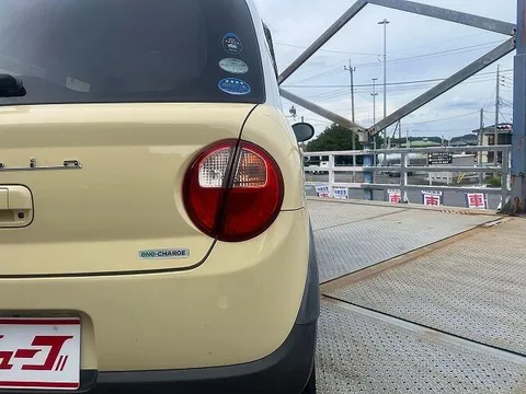Suzuki Alto Lapin