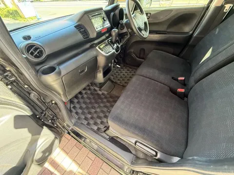 Honda N-BOX Plus