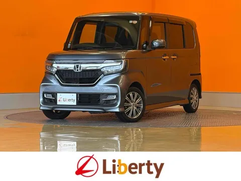 Honda N-BOX Custom