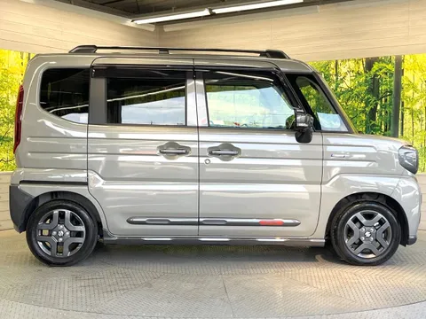 Suzuki Spacia Gear
