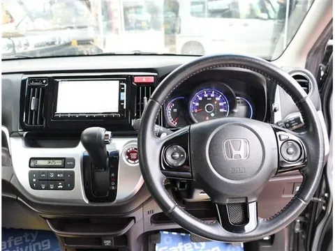 Honda N-WGN Custom