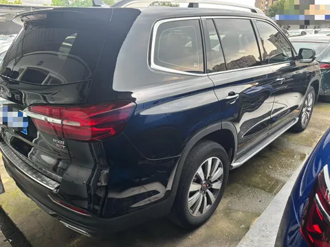 Roewe RX8