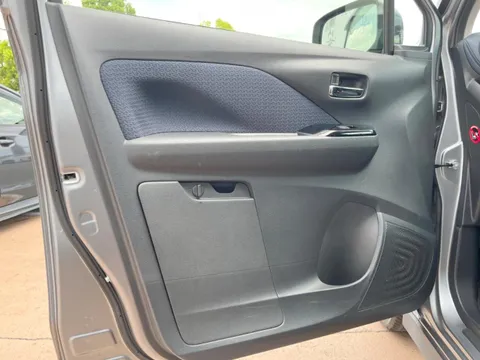 Mitsubishi eK X