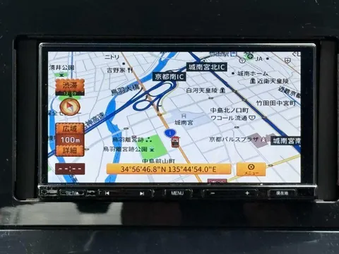Nissan Note Aura