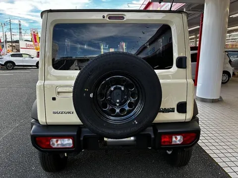Suzuki Jimny Nomade