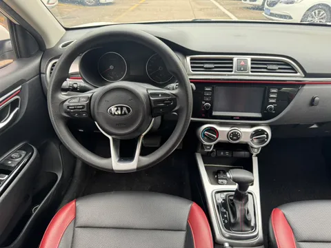 Kia KX
