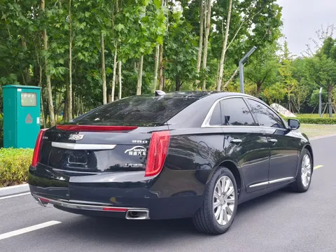 Cadillac XTS