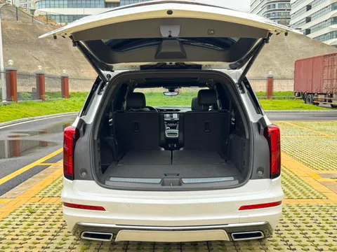 Cadillac XT6