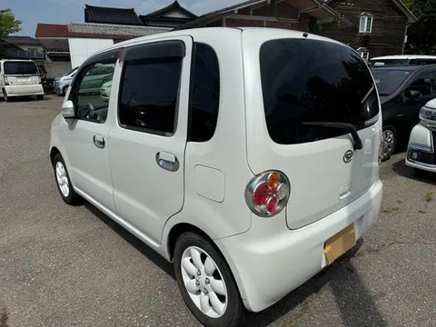 Daihatsu Move Latte