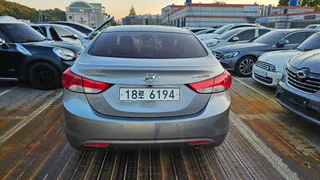 Hyundai Elantra (Avante)