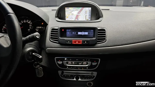 Renault SM3