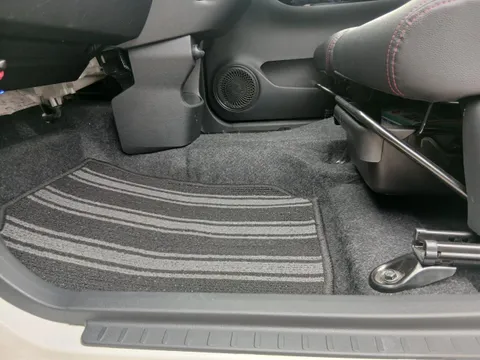Toyota Pixis Joy