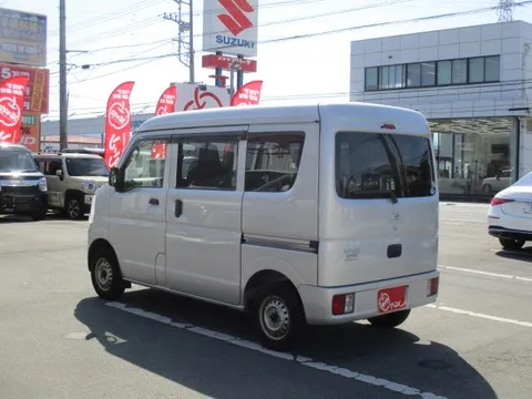 Nissan Clipper