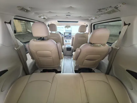 Maxus G10