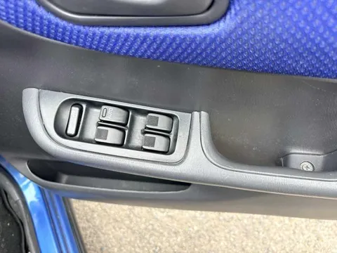 Subaru Pleo