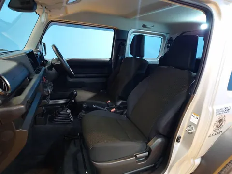 Suzuki Jimny Sierra